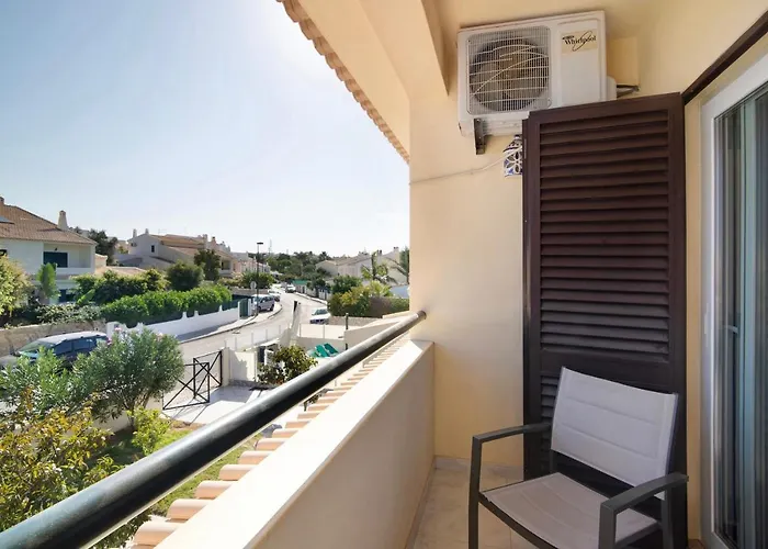 Alonzo ヴィラ アルブフェイラ